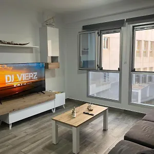 Acogedor Con Piscina Yedae Apartamento