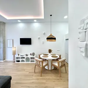 https://playa-el-palo-malaga.1costadelsol.com